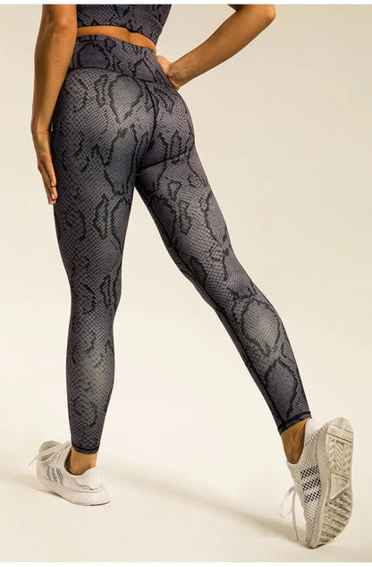 Savannah Sculpt Leopard Performance Yoga Set