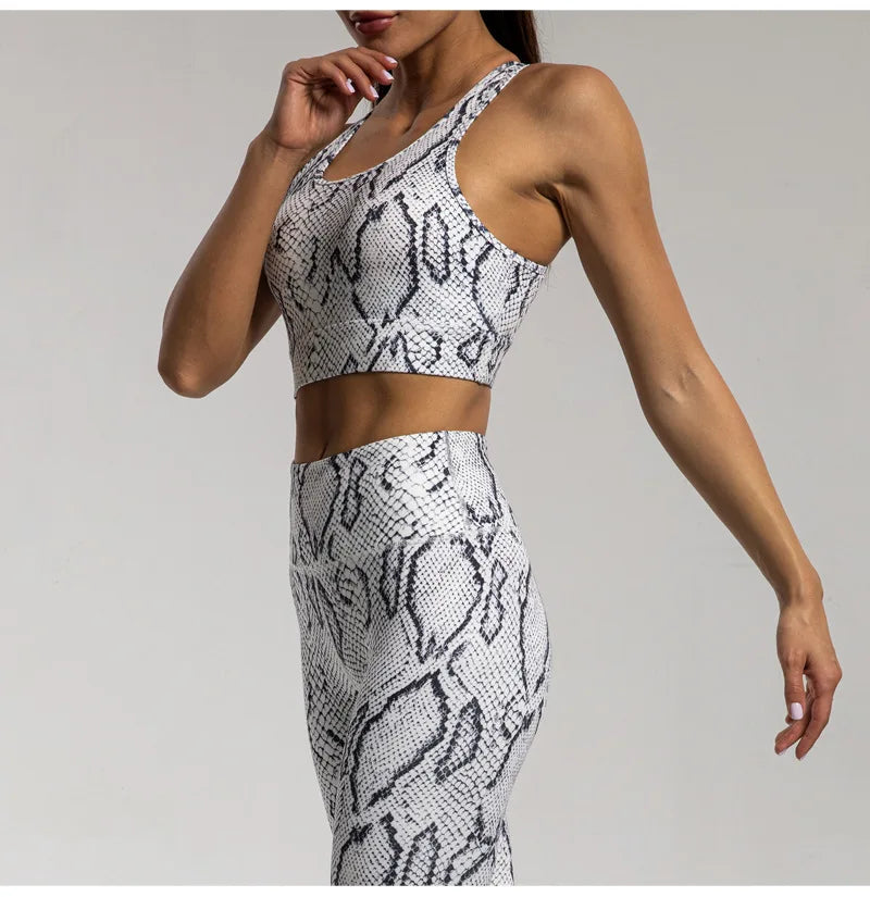 Savannah Sculpt Leopard Performance Yoga Set